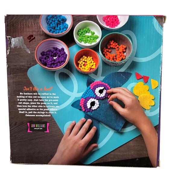 Craft-tastic – Pom Owl – Craft Kit Makes One Pompom Owl Stuffed Animal - Picture 2 of 4
